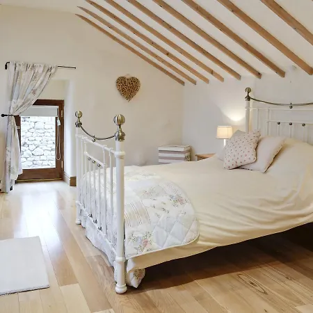 Ashtree Barn Tatil Evi