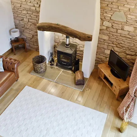 Ashtree Barn Tatil Evi *
